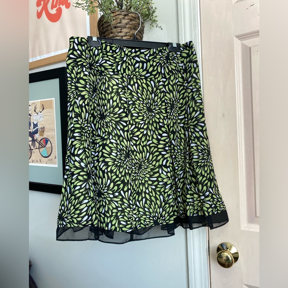 floral green pleated skirt